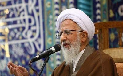 هیچکس نگوید "مامورم و معذور"