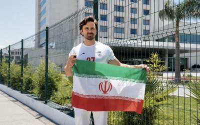 توزیع شربت توسط جکسون هینکل در مصلی تهران  