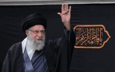 دستخط عاشقانه رهبر شهید در وصف امام حسین(ع)