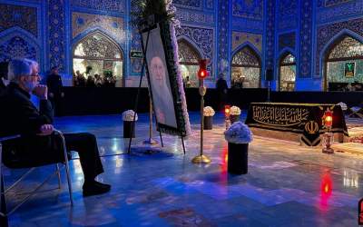 دکتر غلامعلی حداد عادل بر مزار فرزندش  <img src="https://cdn2.jahannews.com/images/picture_icon.png" width="11" height="10" border="0" align="top">