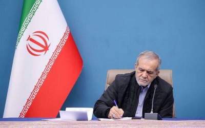 رئیس جمهور درگذشت زنده یاد اکبر عبدی را تسلیت گفت