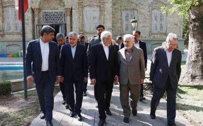 دکتر محمدرضا عارف: دشمن با هویت و تمدن ایرانی جنگید