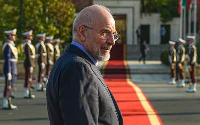تذکر شریعتمداری به قالیباف درباره همسویی برخی مواضع اخیر او با غربگراها