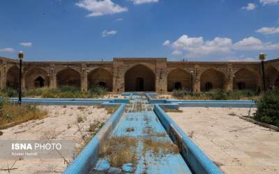 وضعیت نابسامان کاروانسرای شاه عباسی - کرمانشاه  <img src="https://cdn2.jahannews.com/images/picture_icon.png" width="11" height="10" border="0" align="top">