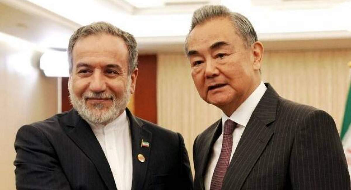 عراقچی با همتای چینی دیدار کرد  
